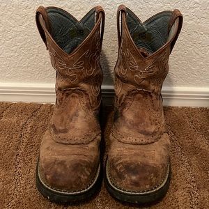Ariat boot, used but still has lots of wear left
